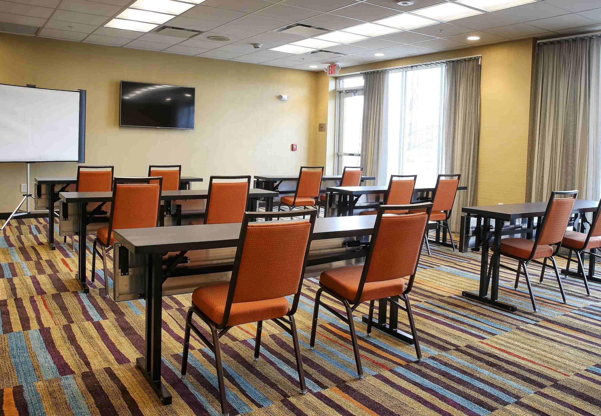 Fairfield Inn & Suites By Marriott Madison Verona Extérieur photo
